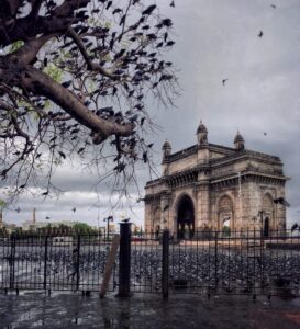 मुंबई RDX धमकी मामला: नोएडा से आरोपी गिरफ्तार, गणेश विसर्जन पर सुरक्षा कड़ी